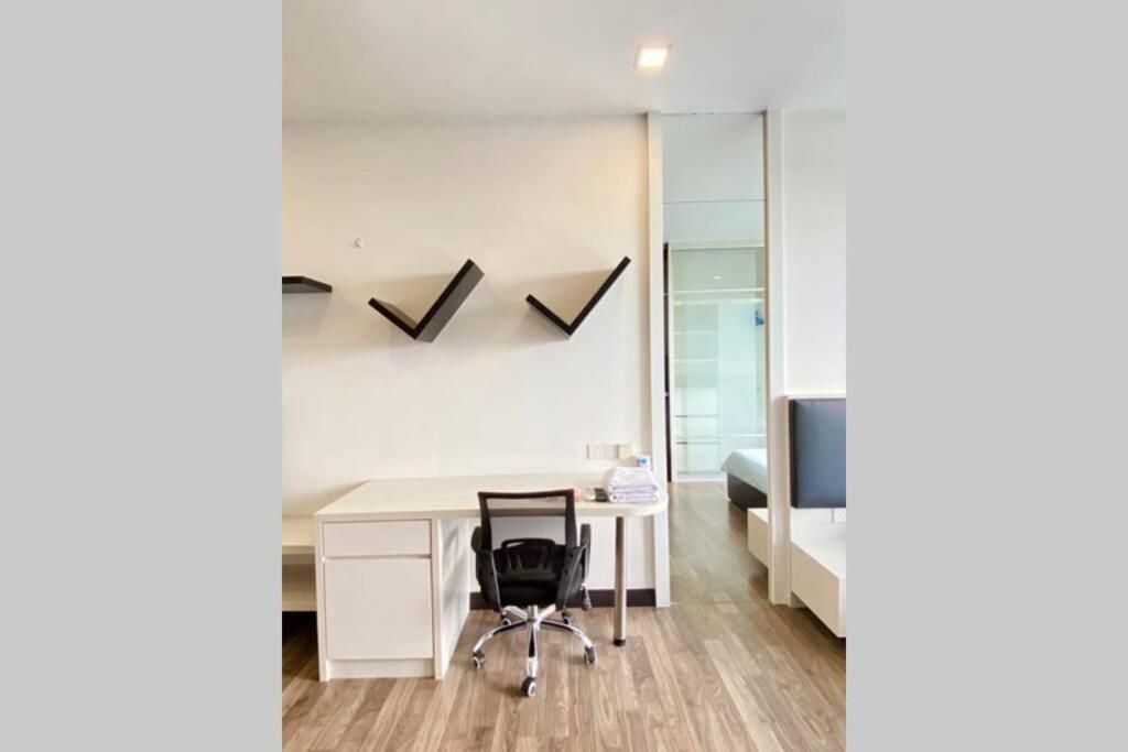 Landmark Residence 2, Greenview, Less Noise, Free Wifi With Tvbox, Free Parking, Near Kajang, Cheras, C180, Mrt Esterno foto